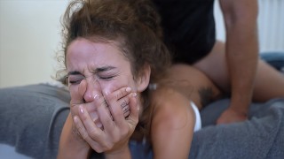 Raw She Screams And Shouts While Cumming Her Brains Out - Must See