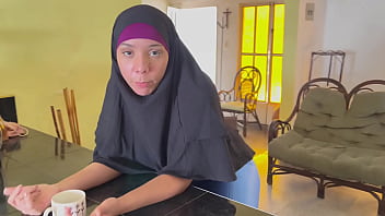 Seductive Engañando A Mi Madrastra Musulmana Arabe Con Su Hijab