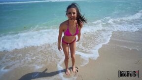 Rough Petite Brunette Girlfriend Fucked After Flashing On Beach