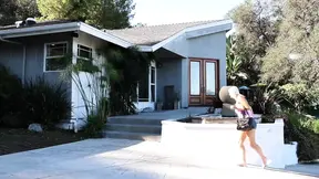 Naughty Alyssa Lynn Rubs Her Pussy - And Gets Licked