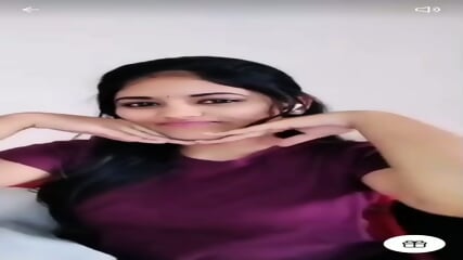 Explicit Harika Webcam