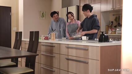 When My Father In Law Is Away, I Get Into The Bath With My Step Mother In Law. Hot Raw Pleasure With A Virgin Boy Miki Yoshi