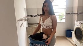 Hot A Young Woman Gets Trapped In The Washer &Mdash; He Can′T Resist Her Tight Pussy✌ And Loses Control - Must See