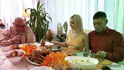 Hot Exclusive ~ A Family Thanksgiving Dinner Goes Awry.