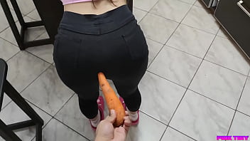 Rough Mi Hermosa Cu&Ntilde_Ada Esta Muy Caliente Y Le Provoco Mi Zanahoria