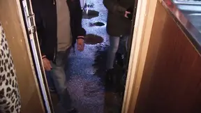 Insane Hooked Up And Pound In A Threesome Inside A Caravan - Full Hd