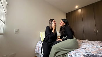 Wet My Best Friend Fulfills My Lesbian Fantasy While I Suspect That I Am Pregnant With My Husband!!