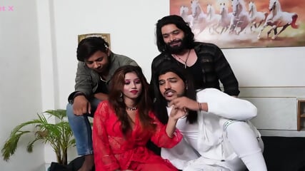 Hot Aarav&Sana.2024..Hevc.Web-Dl.Hindi.Aac2.0.X265-Skymovies.