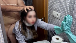 Kinky Stepdad Fucks Me In The Bathroom While I Was Cleaning