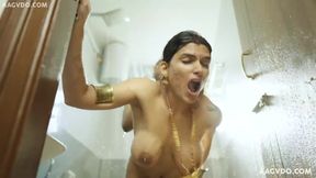 Wild Flirtatious Indian Milf Hot Video
