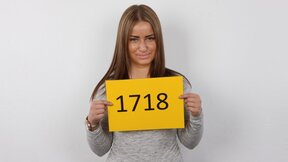 Hot Juicy ”She Is 18Yo Had A Lot Of Guys In Her Pirvate Life” -