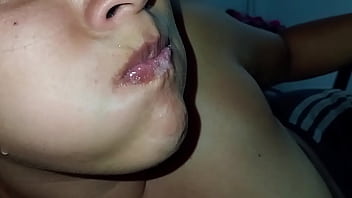 Hardcore Mi Ex Queria Probarme De Nuevo Y Se Traga Toda La Leche Despu&Eacute_S De Destrozarle La Garganta !! - High Quality