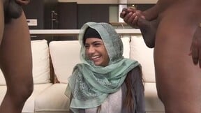 Full Hd: Juicy Mia Khalifa - Intimate Behind-The-S With Arab Goddess