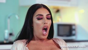 Kinky Busty Milf Ava Koxxx Seduces Handyman 2 - Ava Koxxx - 4K