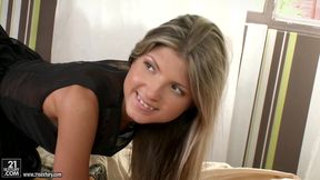Insane Cute Blond Hair Babe With Knob In Butt - Gina Gerson - Must See