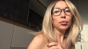 Trending: Naughty Quickie With Stepmom While Dad Takes A Shower
