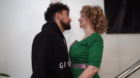 Viral: Wet Zoey Sinn'S Brunette Passion In A Wild Interracial Pov